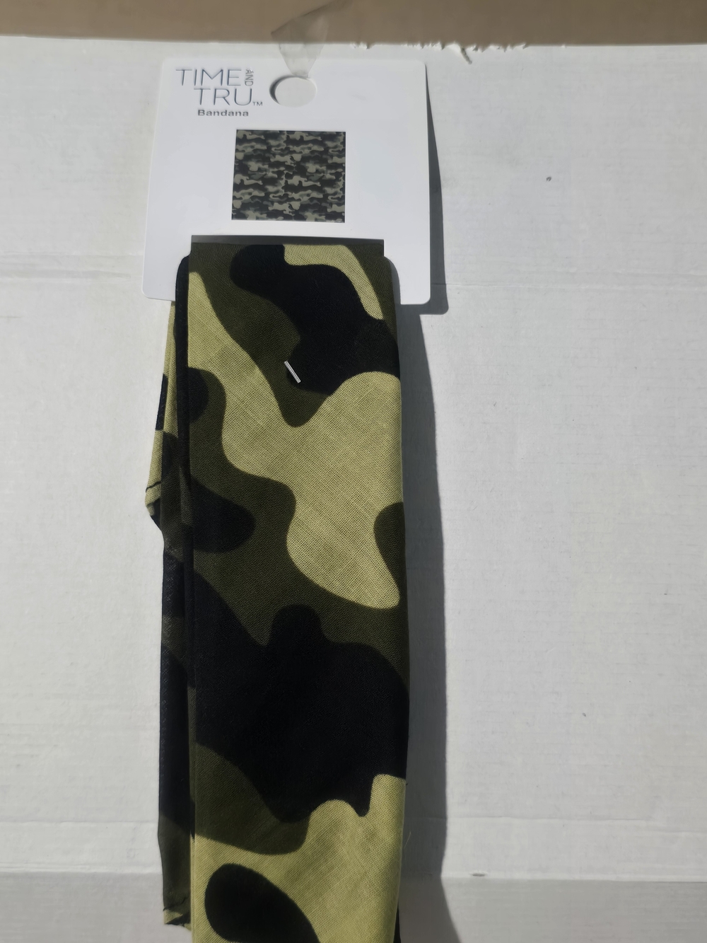 Time and Tru Camo Bandana.